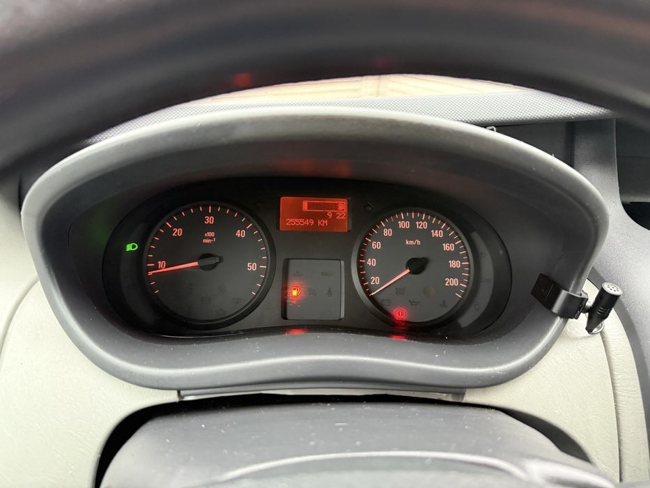 Vand Opel Vivaro 8+1