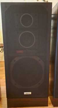 2 Boxe Akai SW T77