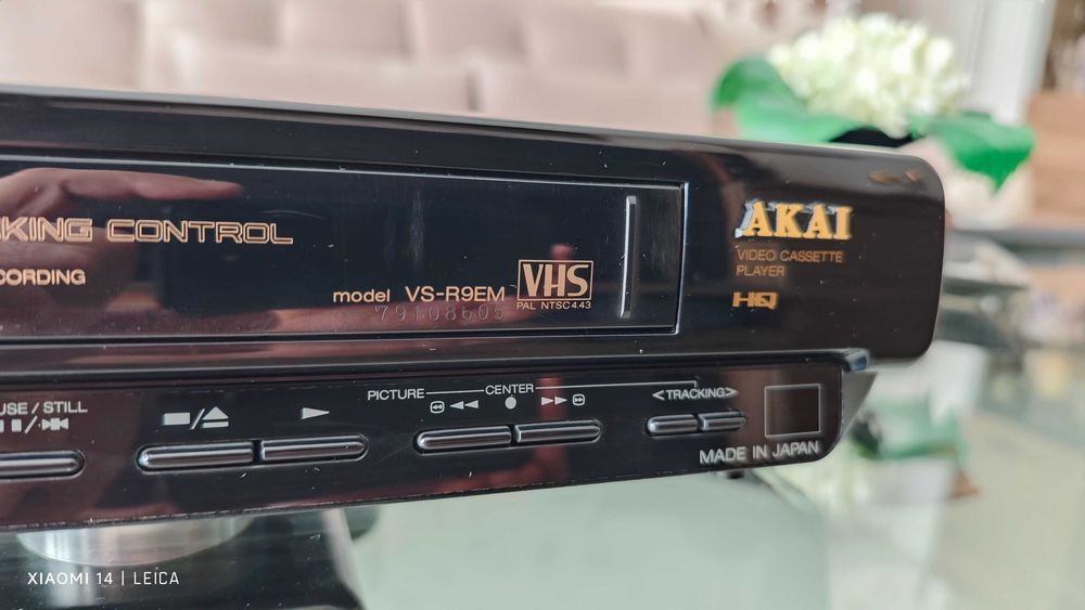 Видео Akai VS-R9EM.