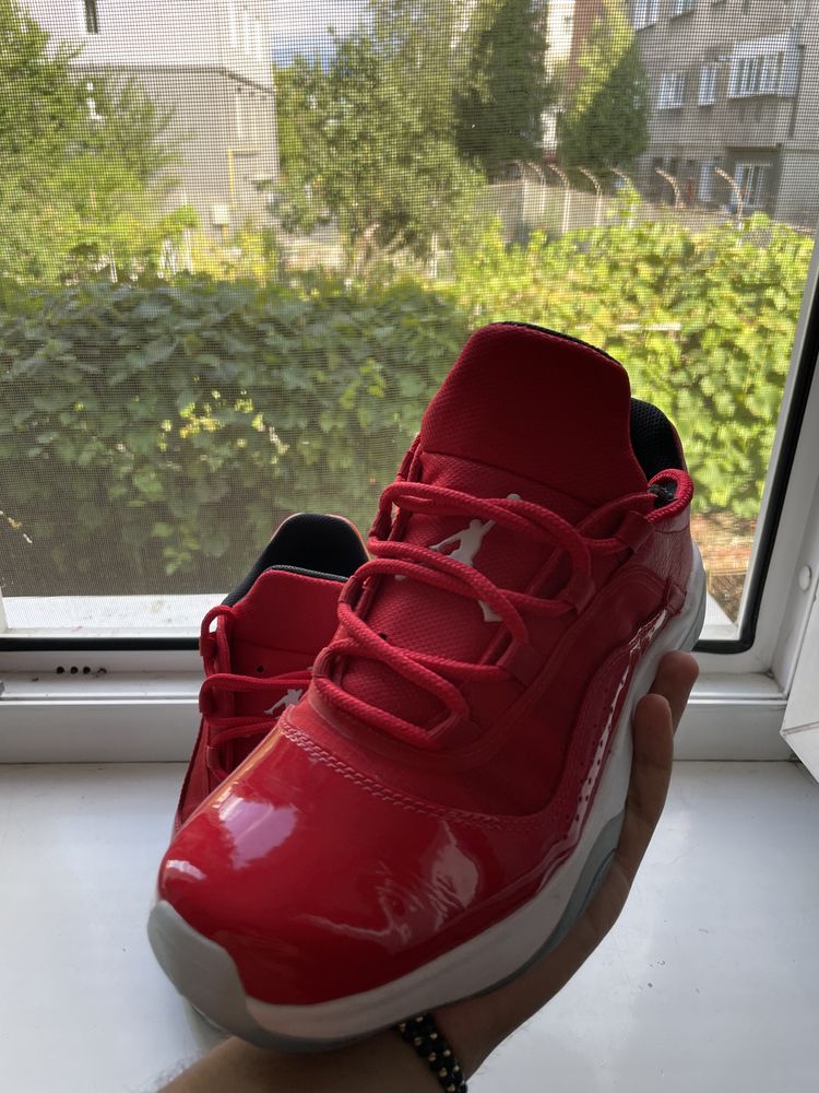 Jordan 11 cmft low