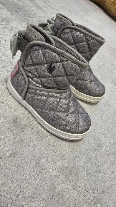 Liu Jo боти момиче