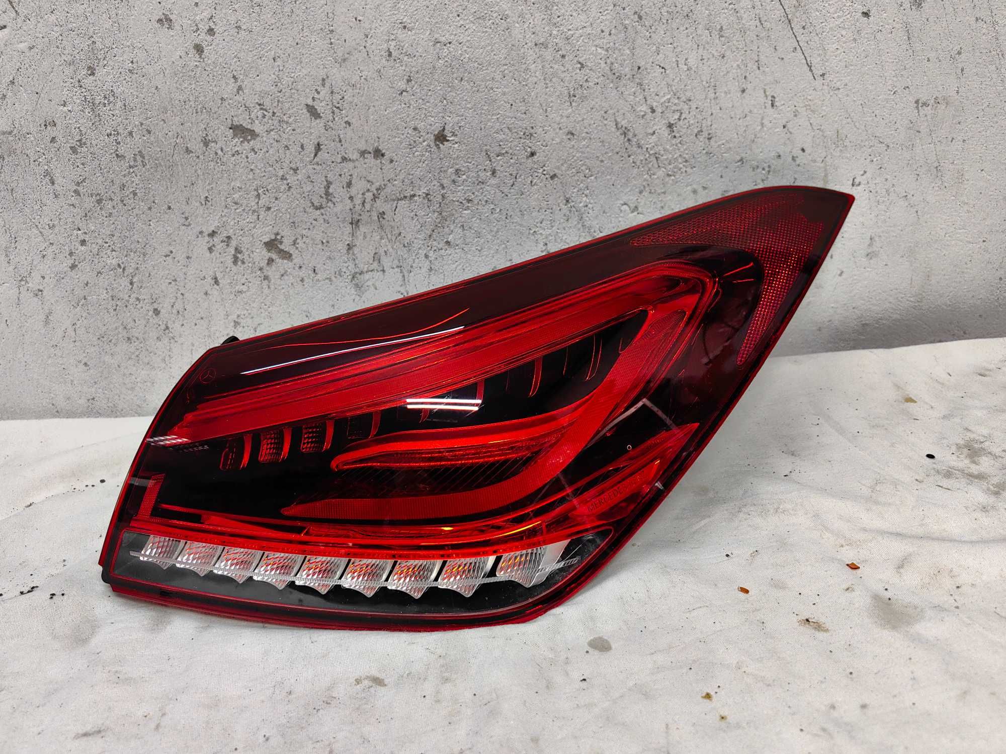 Оригинален стоп Мерцедес ЦЛА 118  Mercedes CLA 118 Led