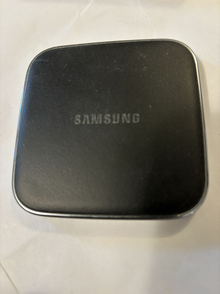 Vand incarcator wireless Samsung nefolosit