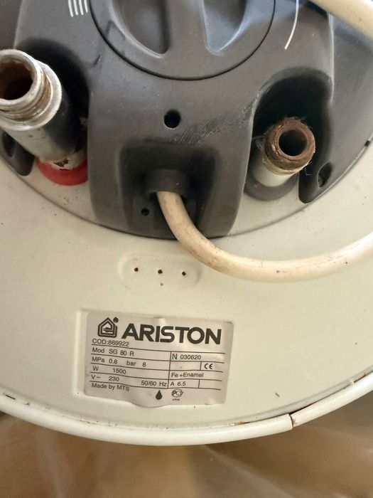 Boiler electric Ariston 80L – folosit doar 1 an, foarte bine păstrat