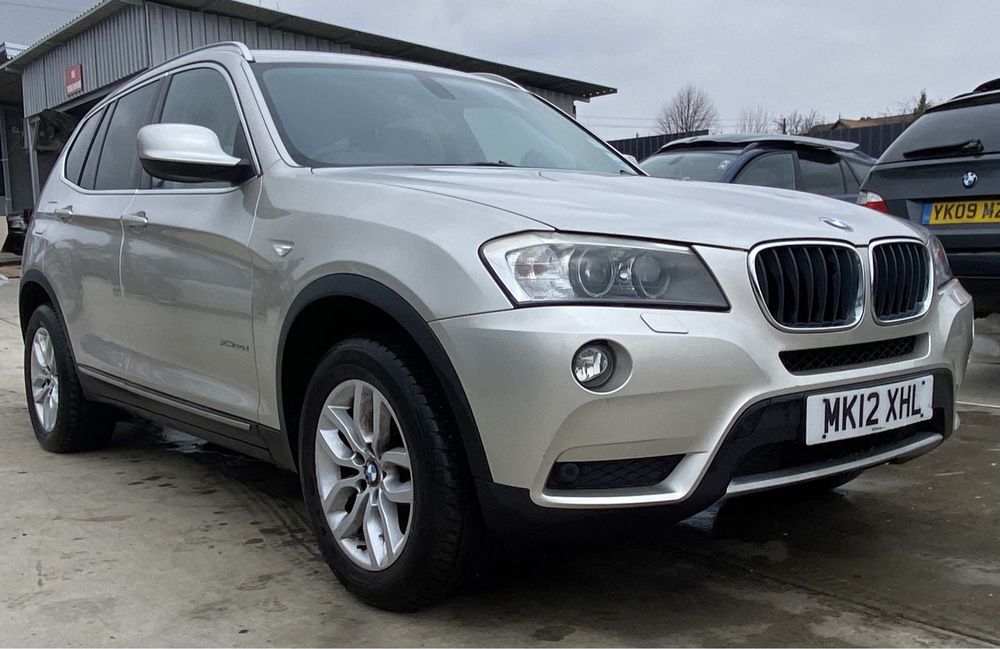 Dezmembrez BMW X3 F25 xdrive 2.0d N47 -184cp,automat,Navi,Xenon,camera