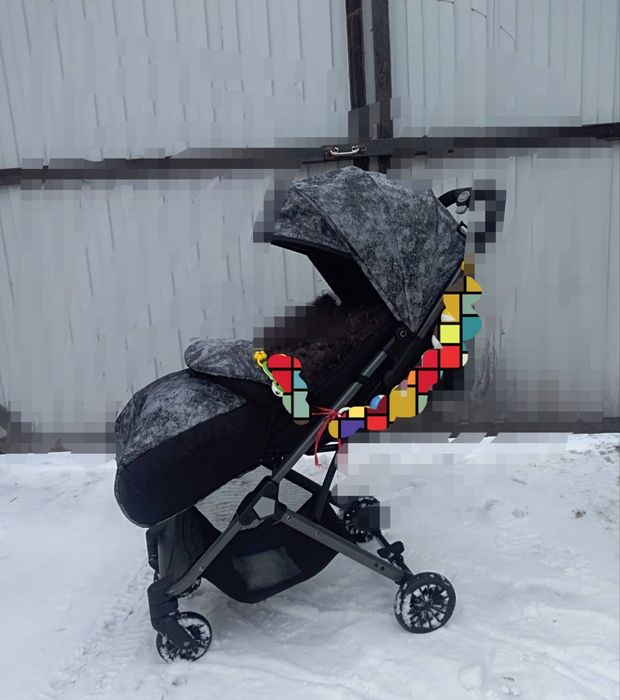 Продам коляску для малыша