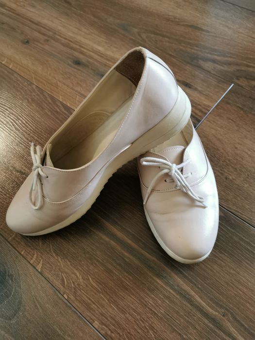 Vând balerini de piele mărimea 37