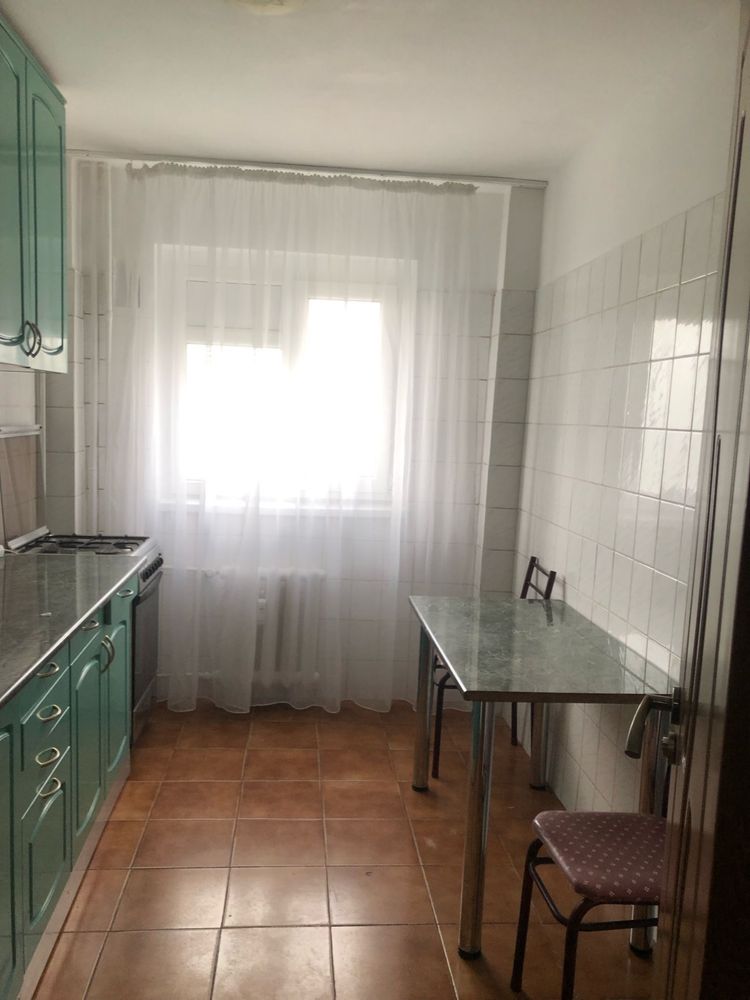 Proprietat inchiriez apartament 2 camere decomandat