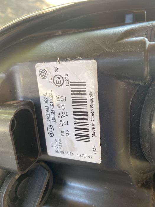 Десен фар за фолксваген голф 5 плюс