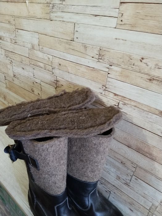 Продаю зимние  рабочие сапоги