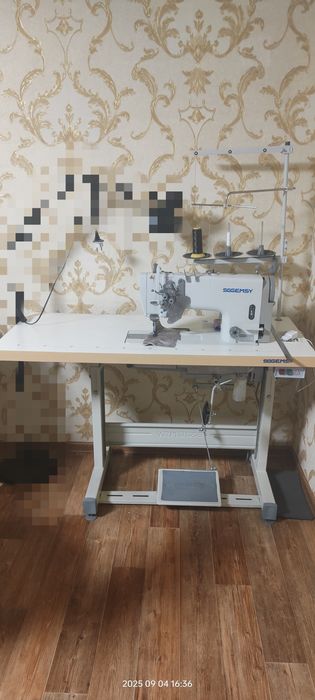 Промышленная швейная машина