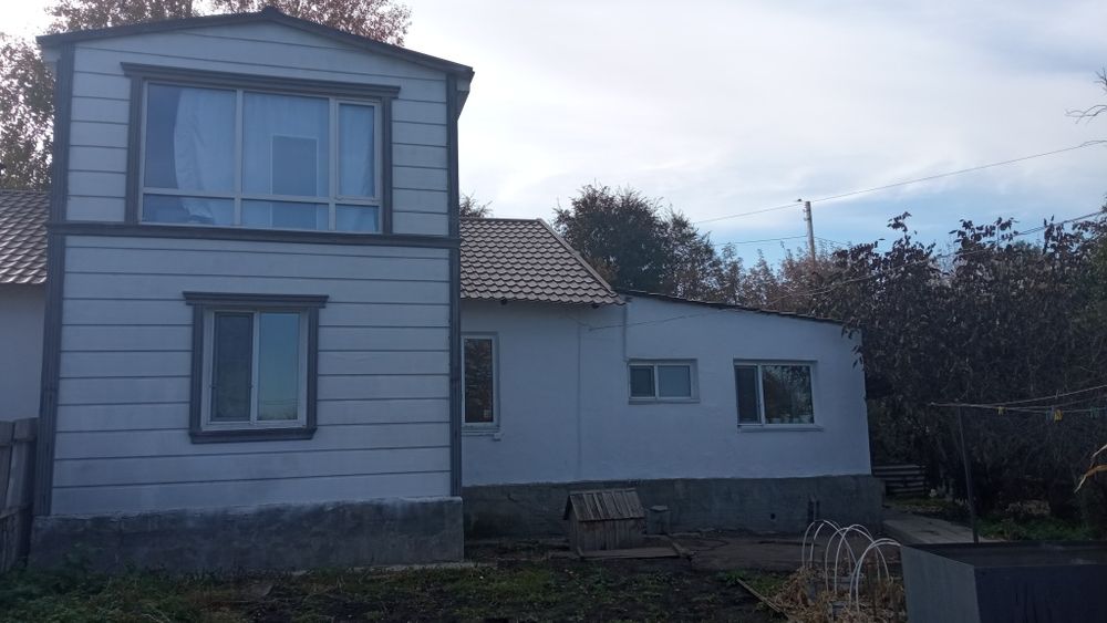Квартира в двухквартирном доме, 112 кв.м, 10 соток, продам, обмен