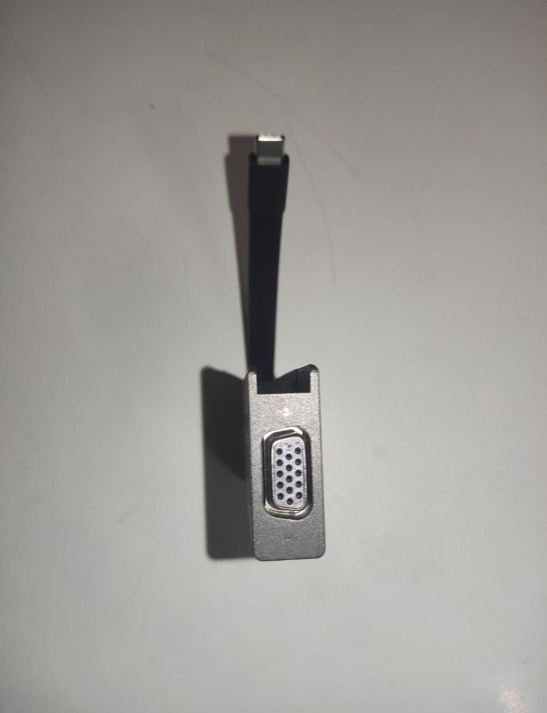 Usb hub для ноутбука и телефона 4 в 1 (VGA,3USB) 
Не пользовался ни