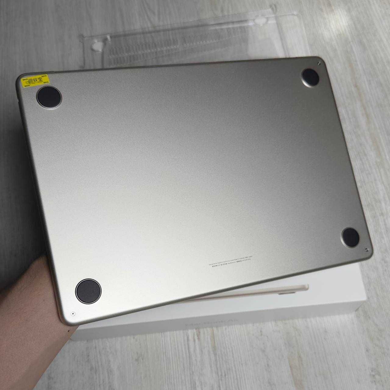 MacBook Air 13.3, 2022 M2 Full box, 8/256 GB, yomk 100% + Chehol bonus