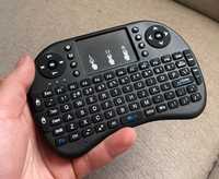 Tastatura Mini Wireless cu Touchpad