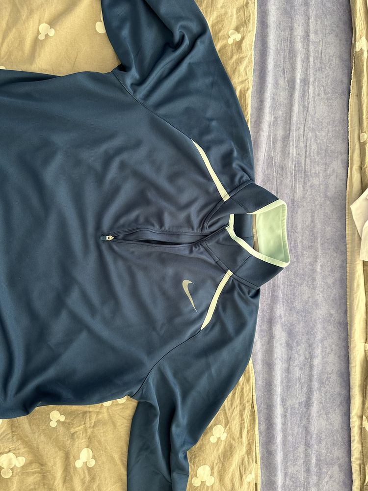 Bluza sport Nike marimea XL