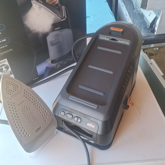 Braun carestyle 7 pro 2700W - Парна ютия