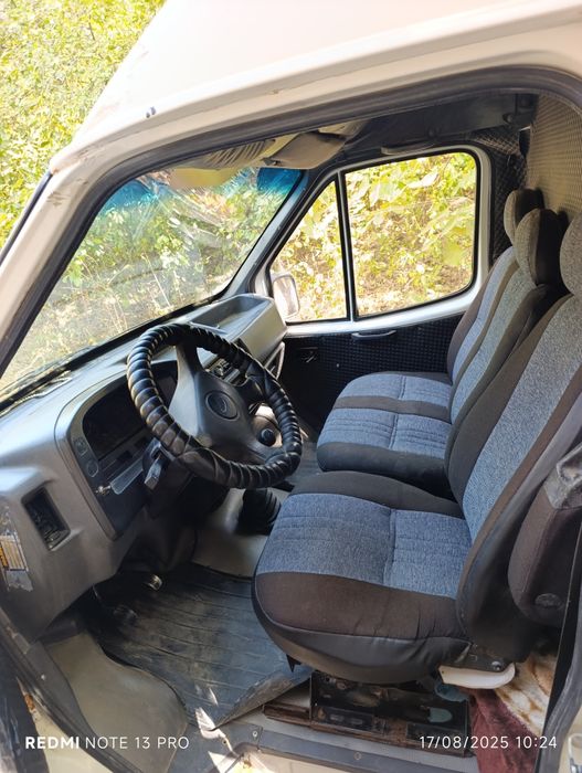 Ford furgon sotiladi