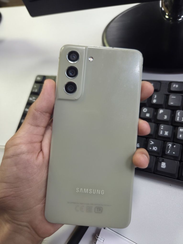 Samsung S21FE 8/256