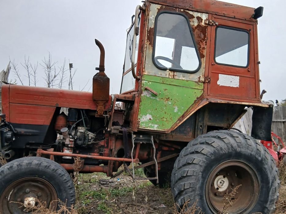 Продам трактор Т-25