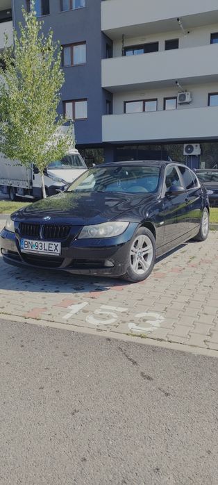 Vând BMW E90 163cp