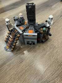 LEGO Star Wars Carbon Freezing Chamber 75137