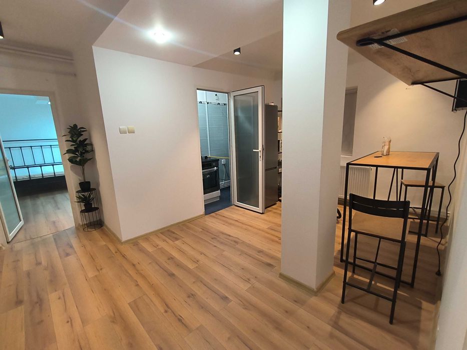 Închiriez apartament sector 5