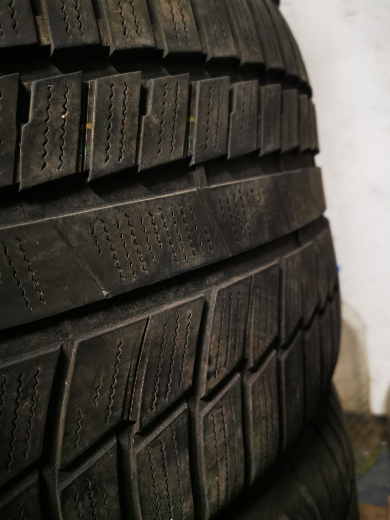 Зимни гуми 20 спорт пакет 275/40/20 2 бр. 315/35/20 2бр.  TOYO snowpro