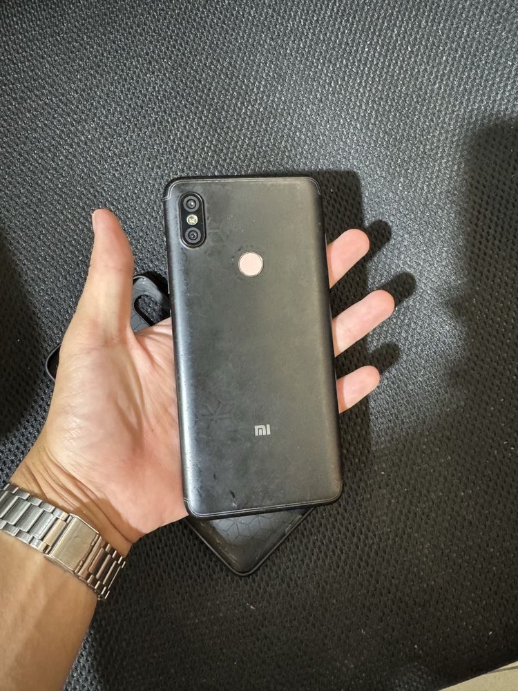 Redmi S2 xolati yaxwi 32gb