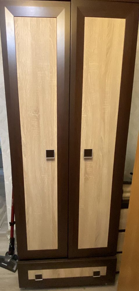 Dulapuri wenge mix sonoma /comoda noua stare impecabila /dulap vitrina