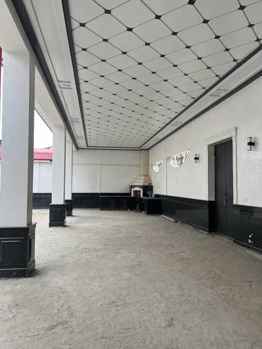 Ш.СРОЧНО арендага уй 10 та хона 8-сотка 3-этаж