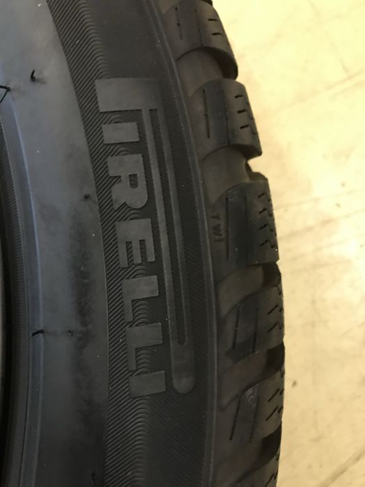 Set Anvelope Cauciucuri ca NOI Pirelli 205 50 R17 M+S Originale