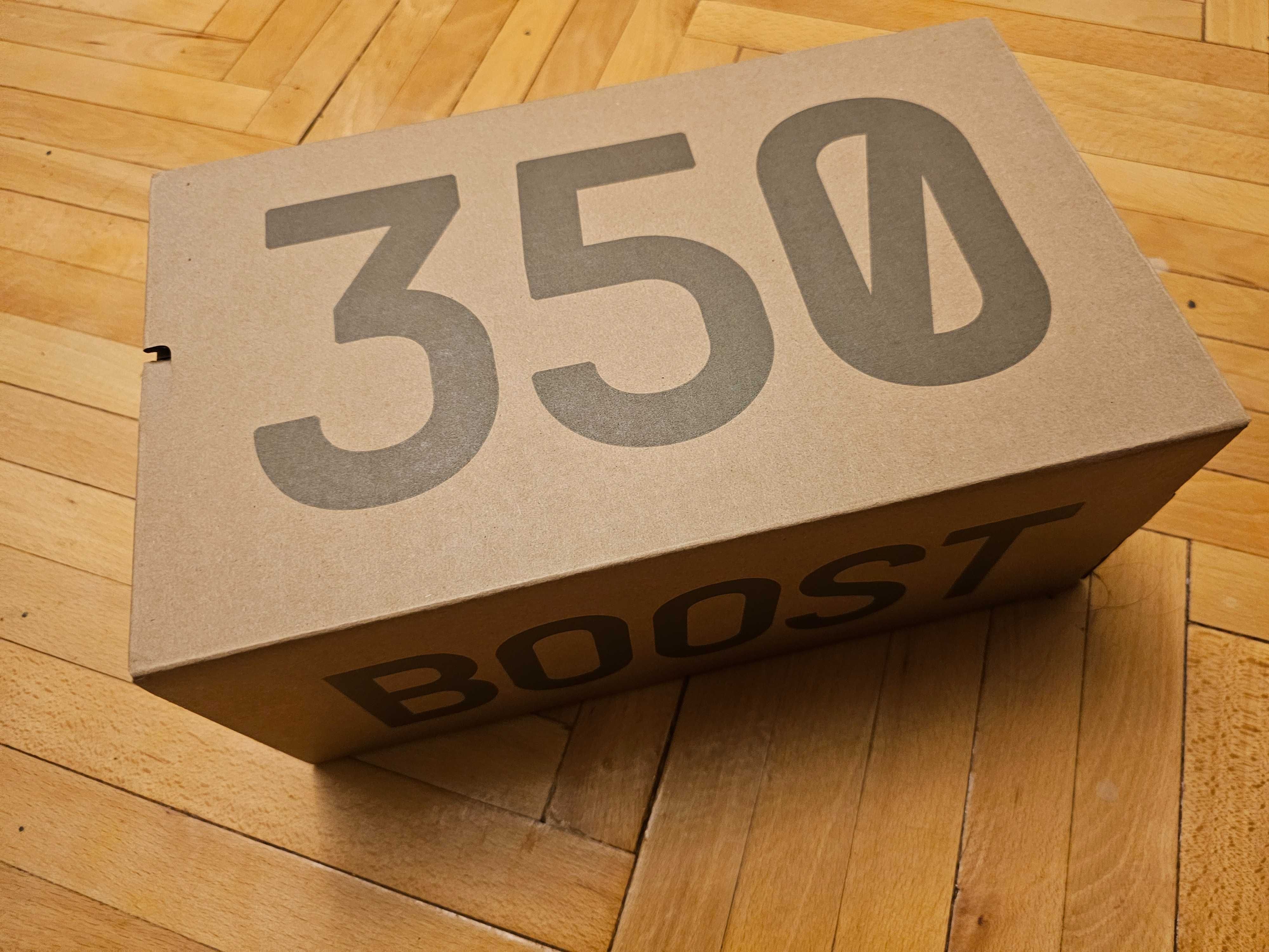 Nou Addidas Yeezy Boost 350 v2 Albi model: EF2367 marime 43