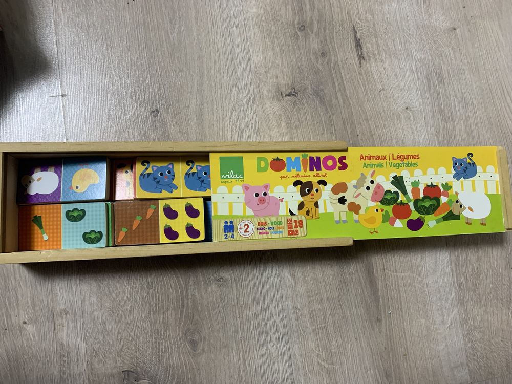 Domino animale - joc de lemn cu cutie