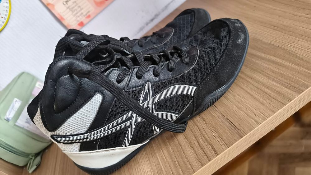 |Продам борцовки|