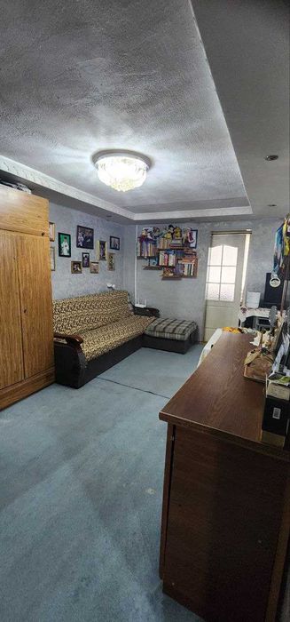 Продается 2-комнатная квартира