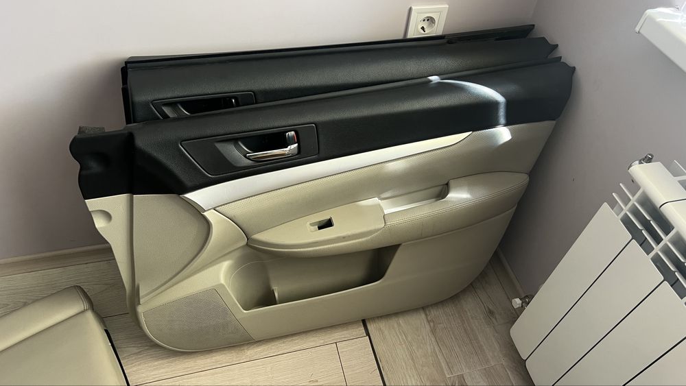 Салон за Subaru Outback