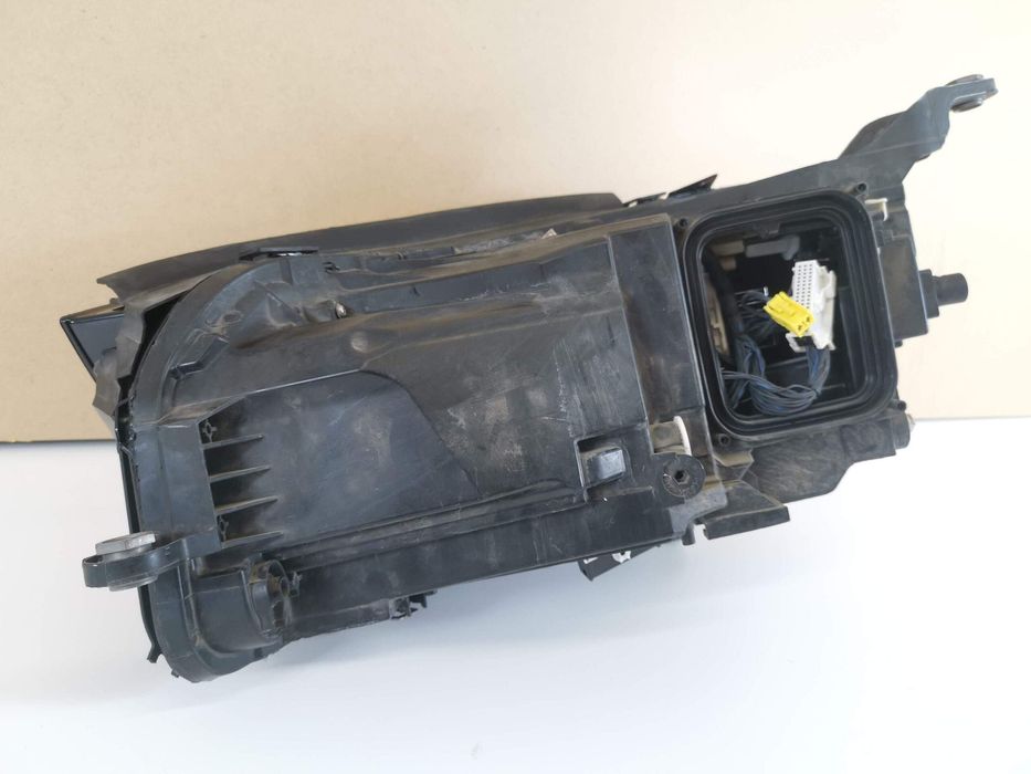 Фар Дясно МултиБийм Лед Мерцедес-Бенц ГЛЕ-Клас / Mercedes-Benz GLE-Cla