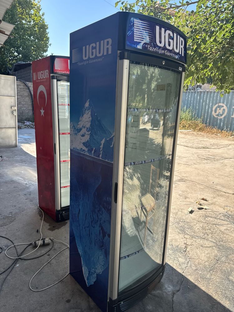 Vitrina xaladilnik Ugur optim ekanom mator
