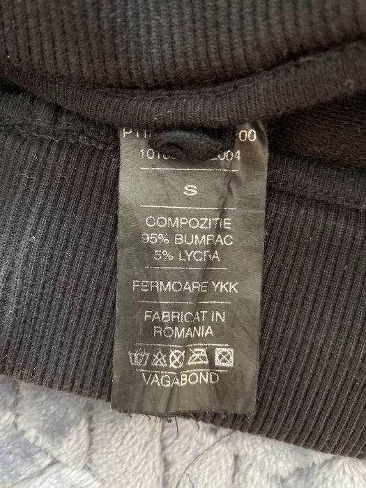 Pantalonii Made By Society