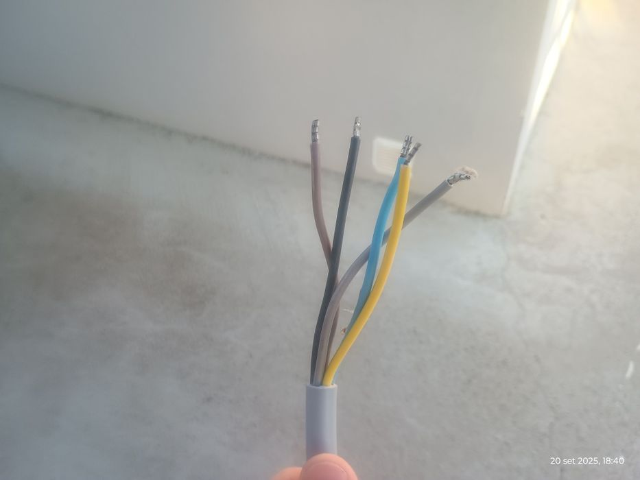 Plită cu inducție SIEMENS IQ700 EX801LEC1E 3000 LEI USOR NEGOCIABIL!