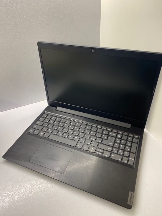 Noutbuk lenovo yaxshi xolatda