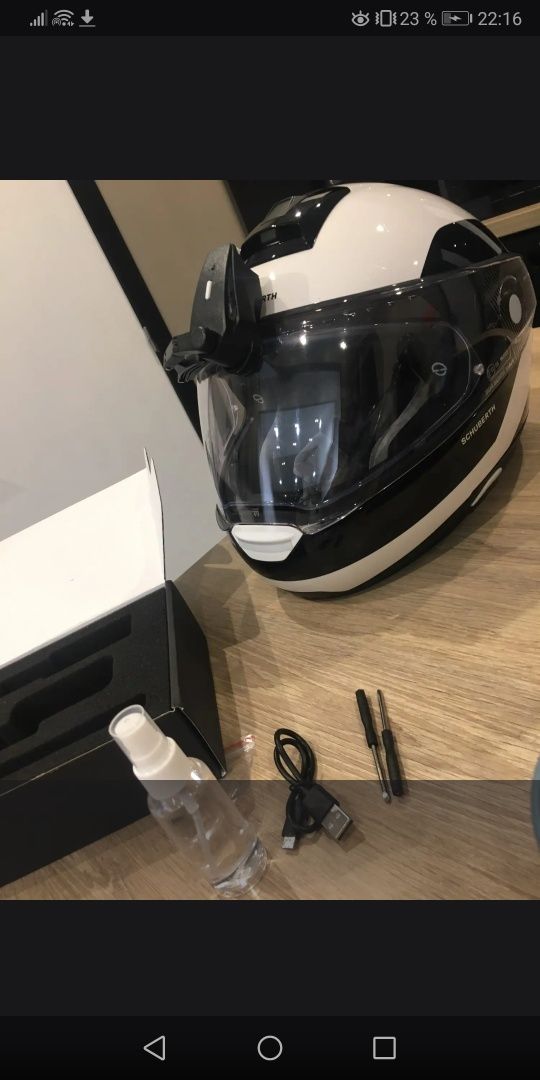 Электрический очиститель для шлема