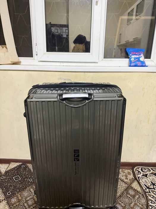 Sumka sotiladi yengi