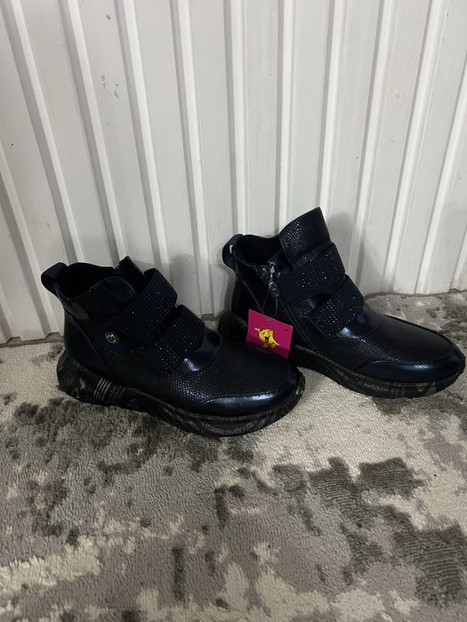 Ботинки на девочку