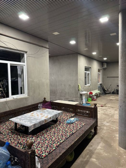 Nazarbek ittifoq.Uy sotiladi 5 sotik 8 hona 4ta sanuzel