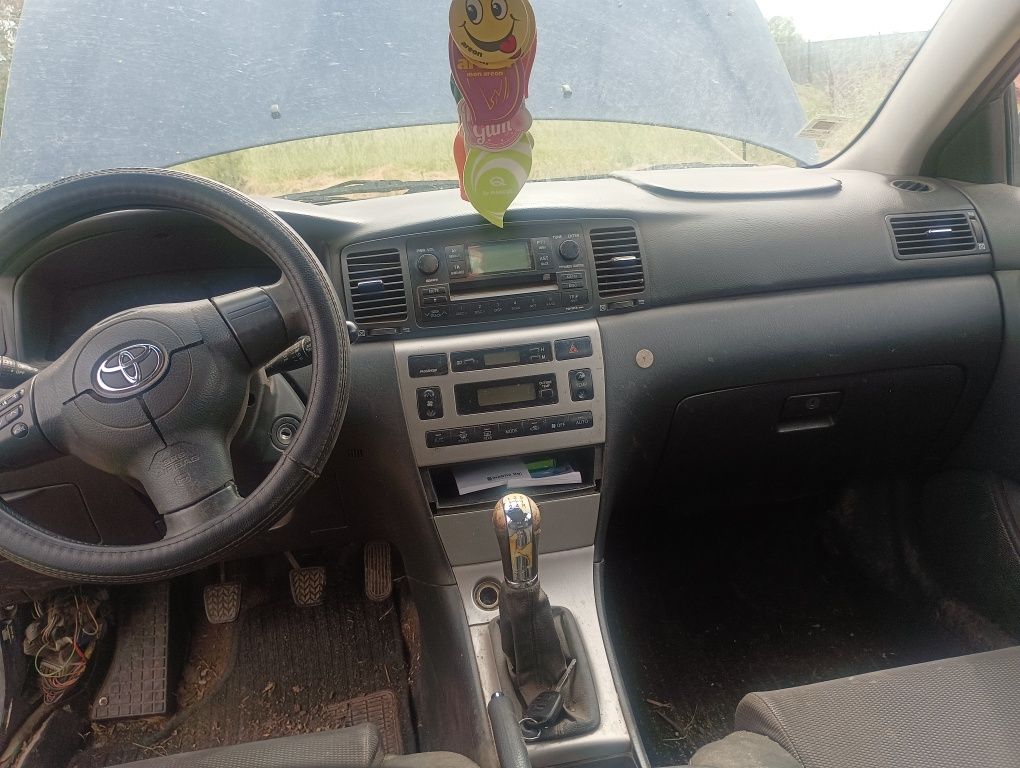 Тойота Корола/ Toyota Corolla 1.4 vvti 97 к.с. На части!!!