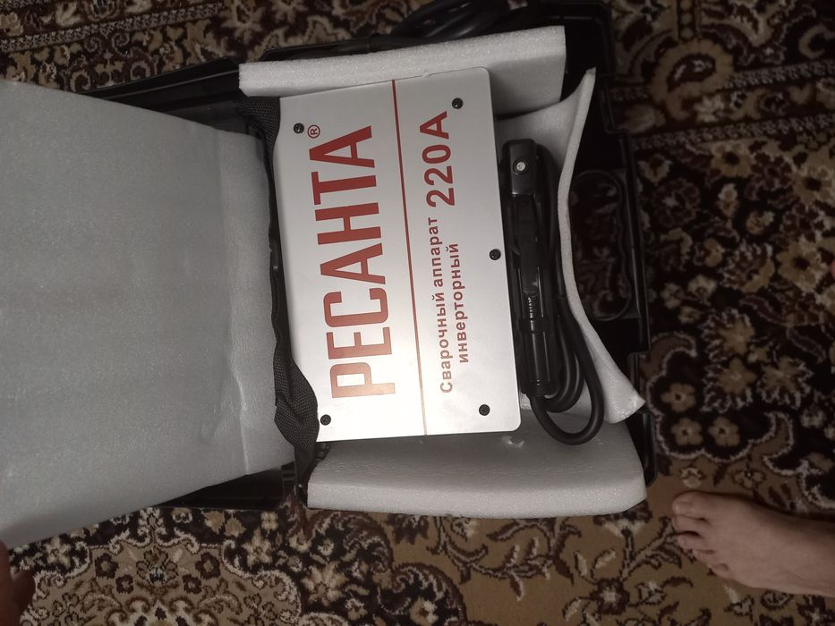 Сварочный аппарат Ресанта 220 САИ инвертор