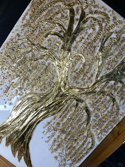 авторская декоративная картина с текстурой и смалой и золотыми камнями