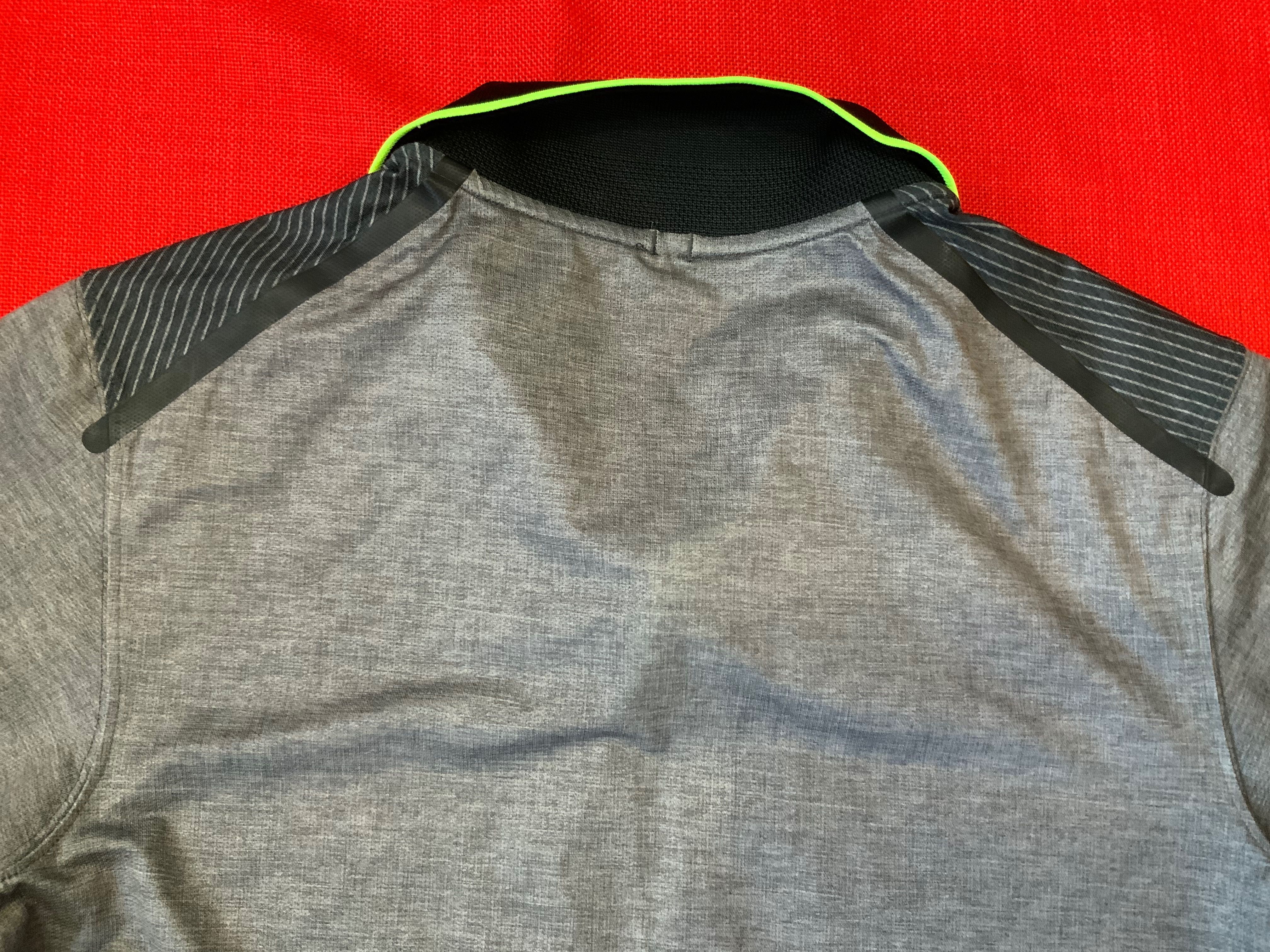 Nike-оригинална тениска размер s